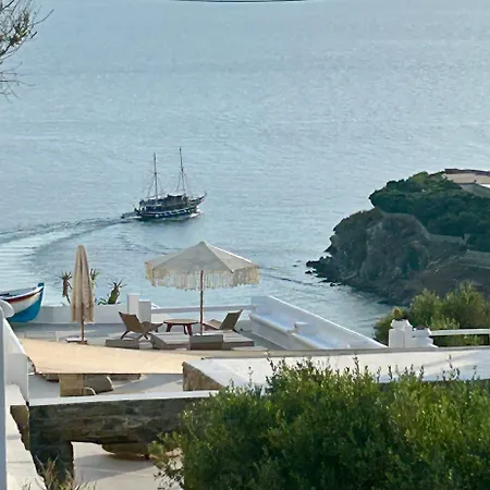 Ξενοδοχείο με διαμερίσματα Paolas Sunset 2*