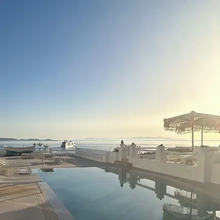 Paolas Sunset 公寓式酒店 4*