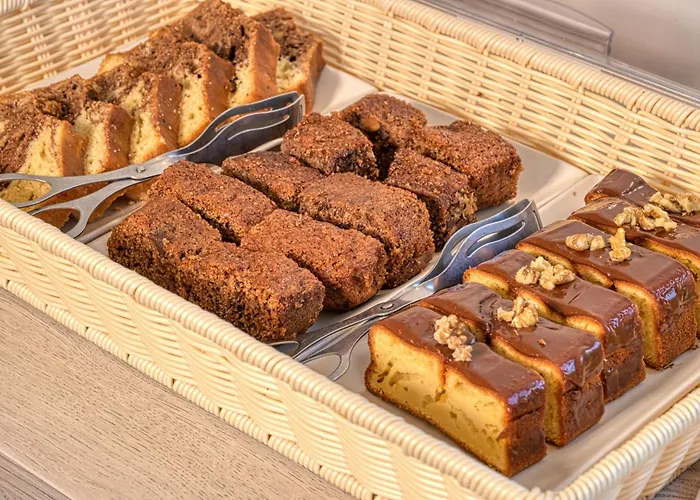 Paolas Sunset Apartmanhotel 4*