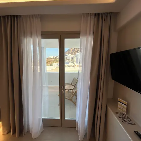 Paolas Sunset Aparthotel