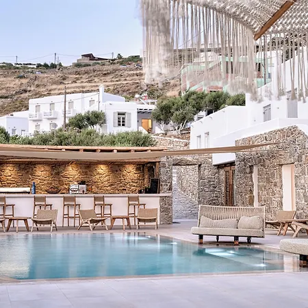 Paolas Sunset Apartahotel 4*