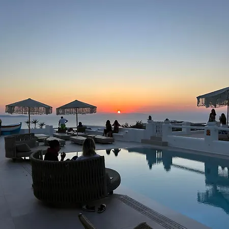 Apartmanhotel Paolas Sunset 4*